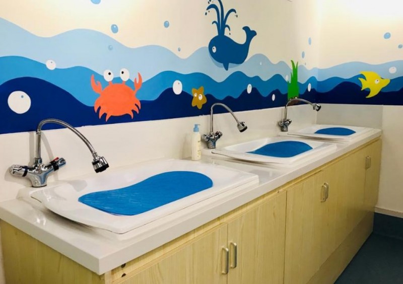 金游宝宝亲子游泳馆加盟