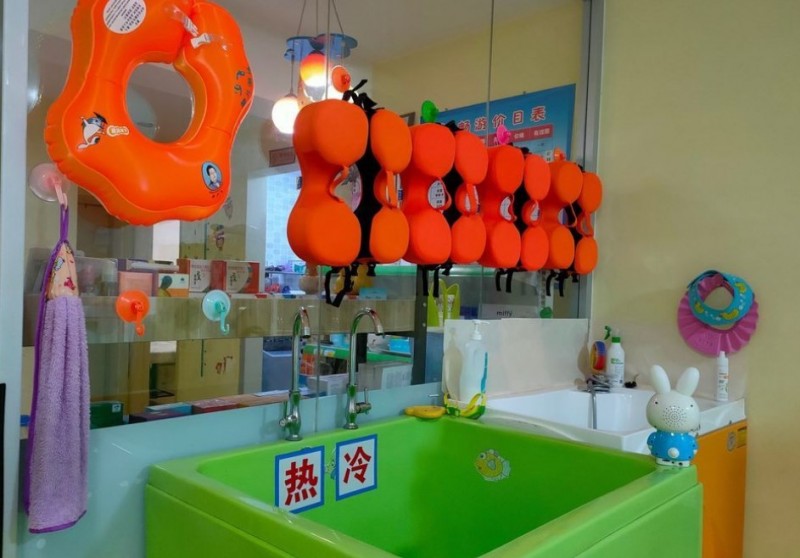 愛樂尚小海豚嬰童游泳加盟 愛樂尚小海豚嬰童游泳加盟