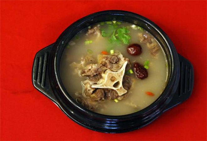 牛小时牛尾汤锅