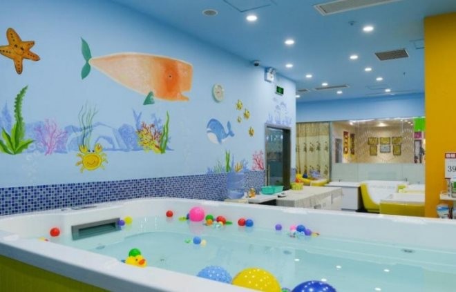 母婴游泳馆