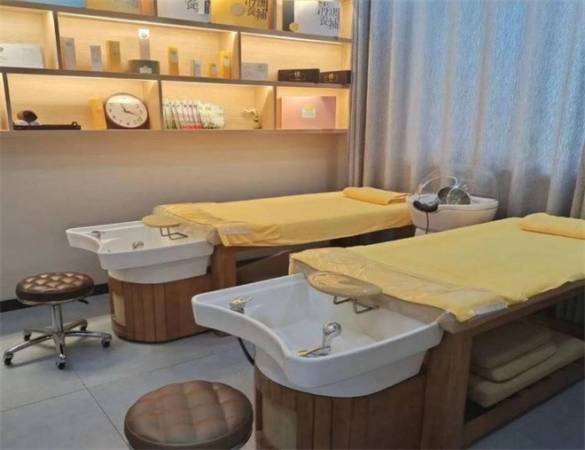 头疗养发馆