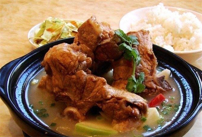 味鼎居排骨米飯加盟