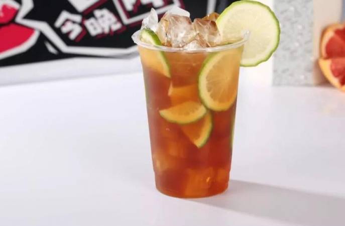 就是柠手打柠檬茶