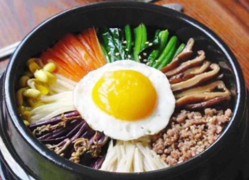 喀爾拉石鍋拌飯