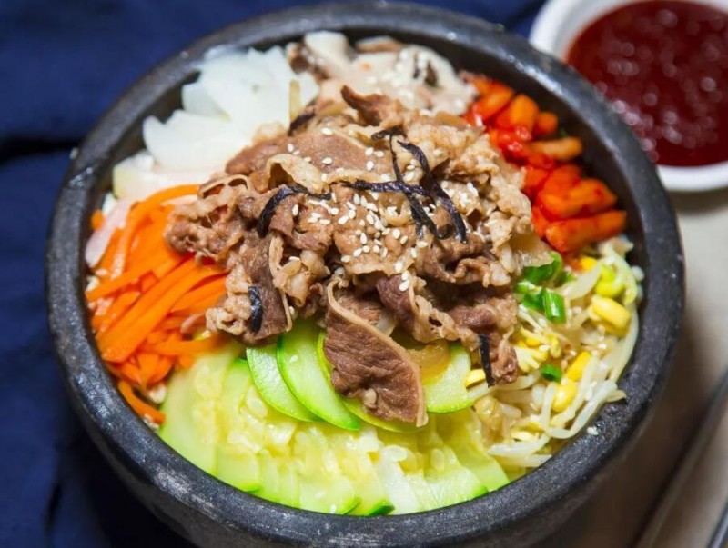 喀爾拉石鍋拌飯