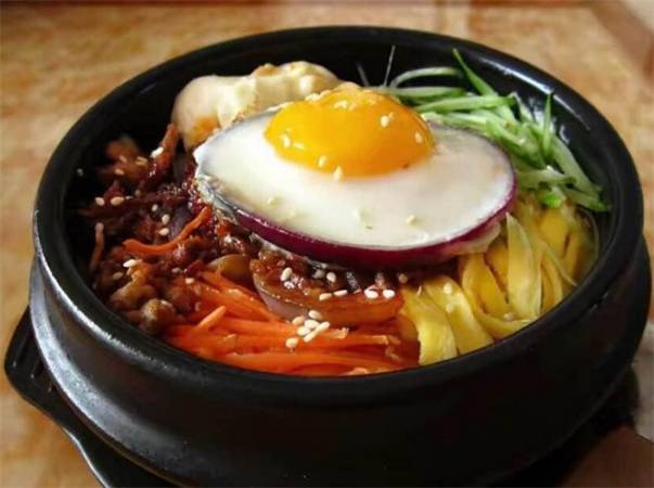 正宗韩国石锅拌饭