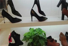 品牌女鞋