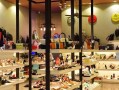 品牌鞋店