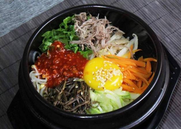 牛尚厨房石锅拌饭