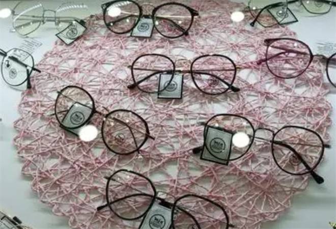 青少年视力矫正