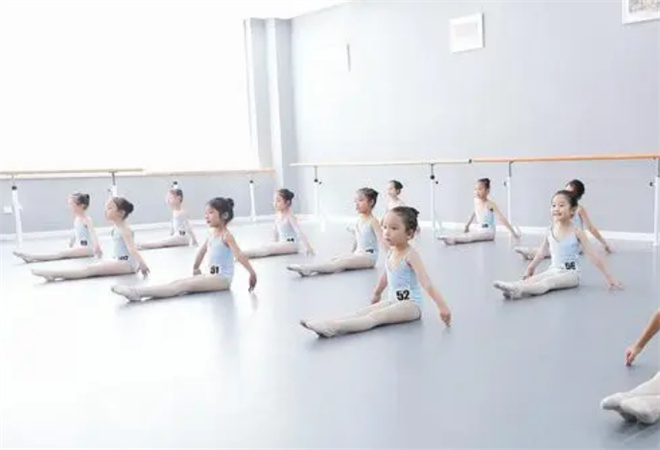 少儿艺术培训 少儿艺术培训