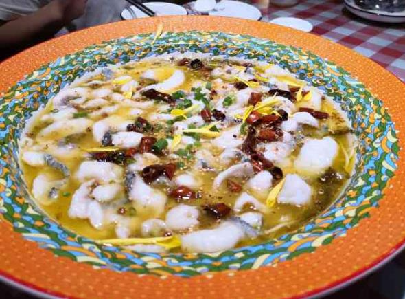 老地方酸菜魚飯店加盟