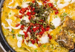 魚小紅藤椒酸菜魚