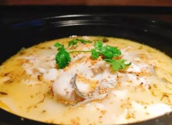 酸小哥石鍋酸菜魚