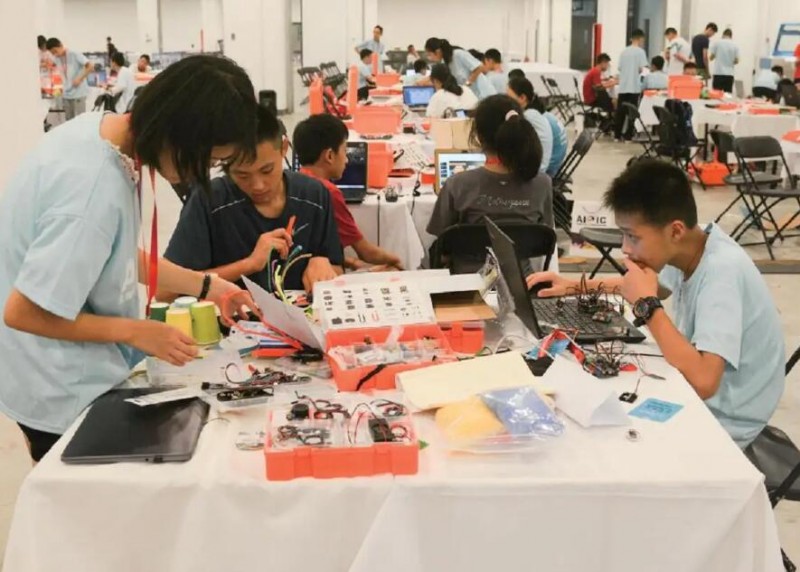 伯乐码青少儿编程 伯乐码青少儿编程