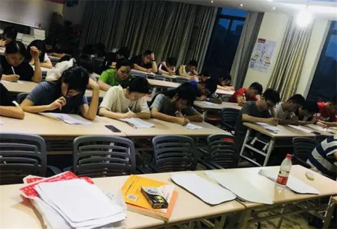 专转本机构加盟