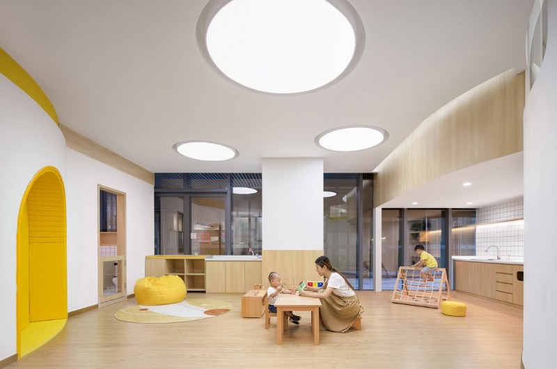 曼迪国际托育中心加盟