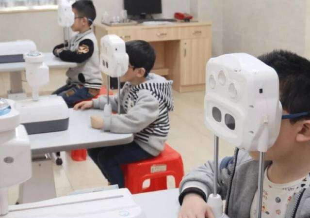 广源视力养护中心