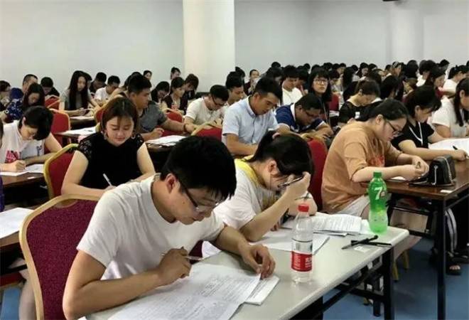 成人高考培训学校
