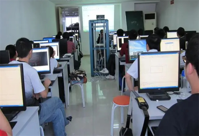 成人建筑培训学校