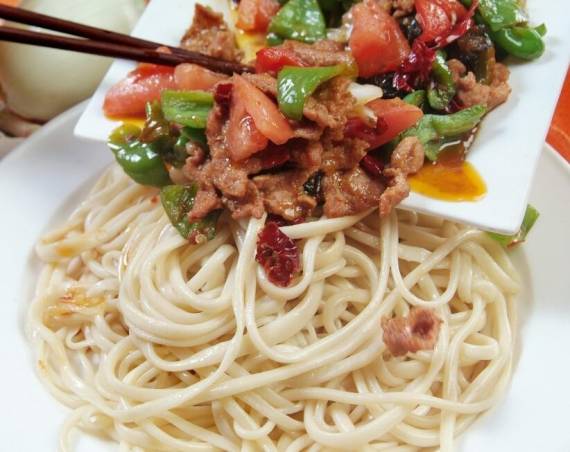 麦伴伴爆炒拌面