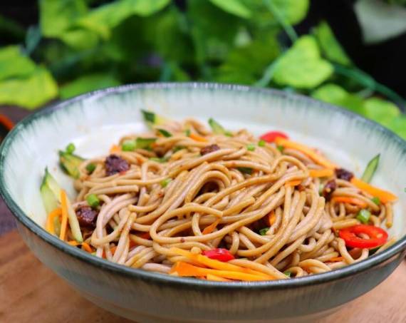 麦伴伴爆炒拌面