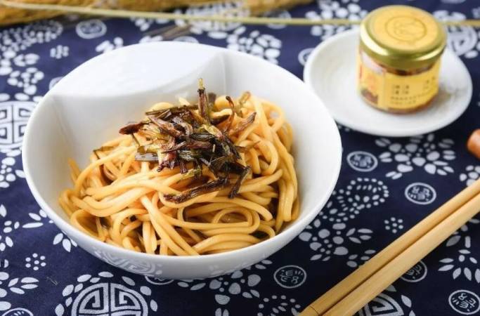 麦伴伴爆炒拌面