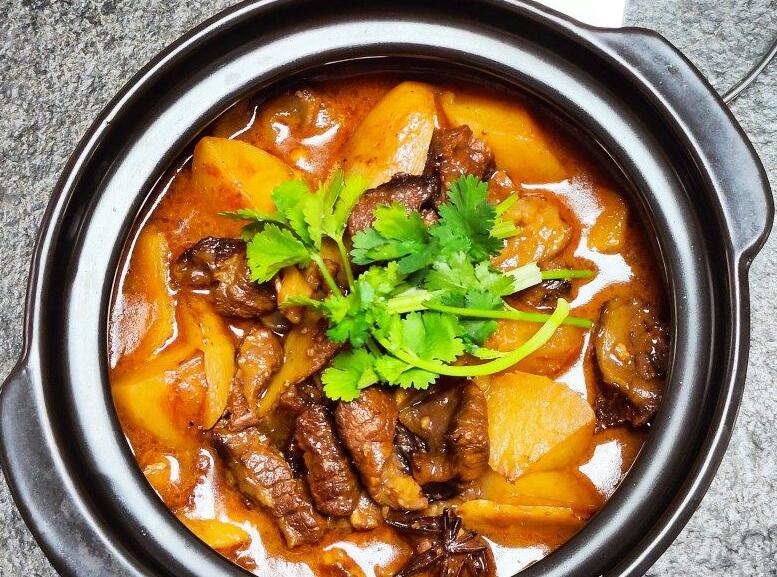 港式牛腩煲加盟