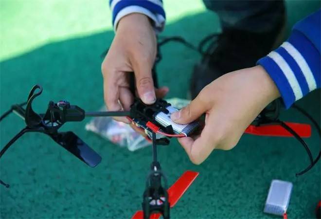 中小学生无人机