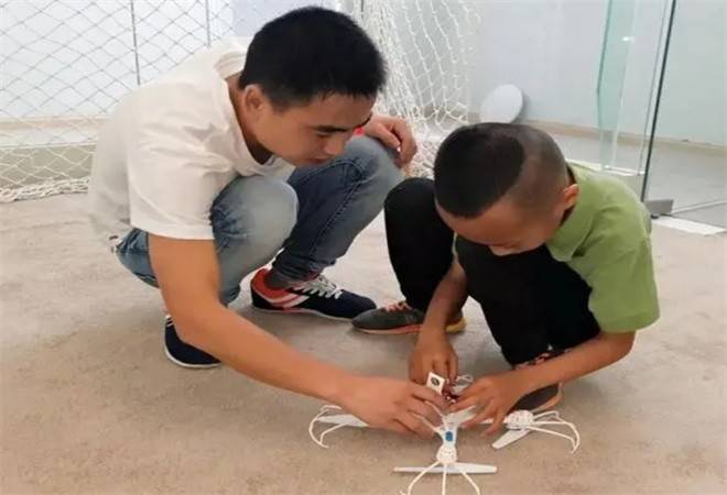 学生无人机暑期班