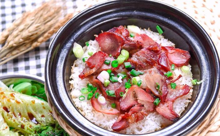 川香煲仔飯