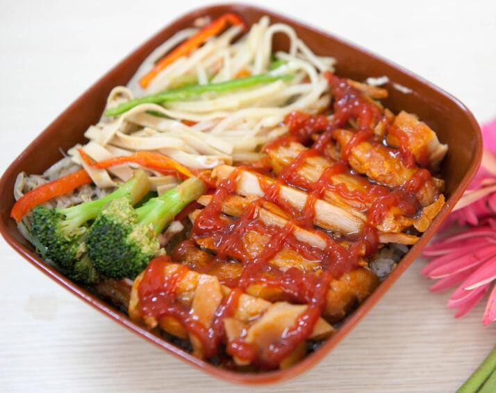 韓潮烤肉拌飯加盟