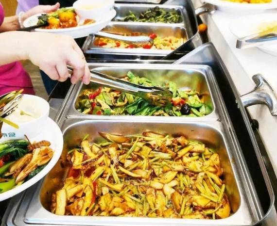 清心素食自助餐