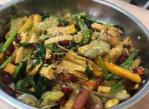 鑫川香麻辣香锅