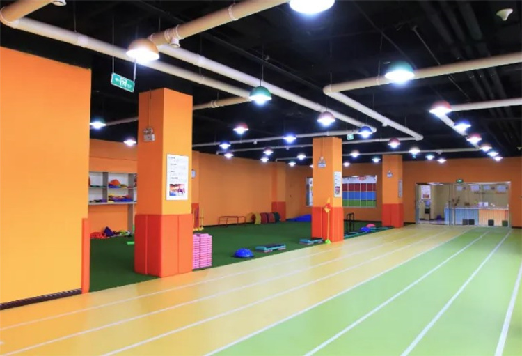 唯玩星球少儿篮球运动馆加盟