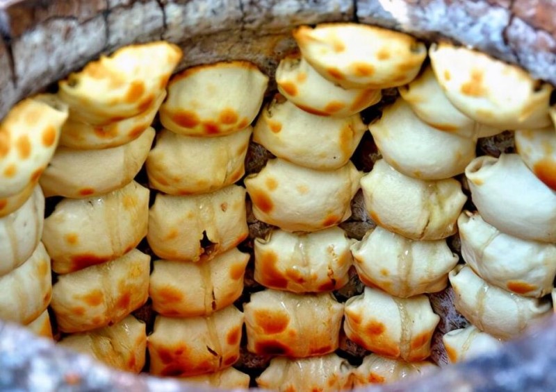 新疆和田特色烤包子
