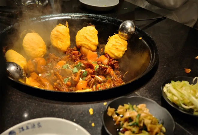 江上漁家鐵鍋燉魚加盟