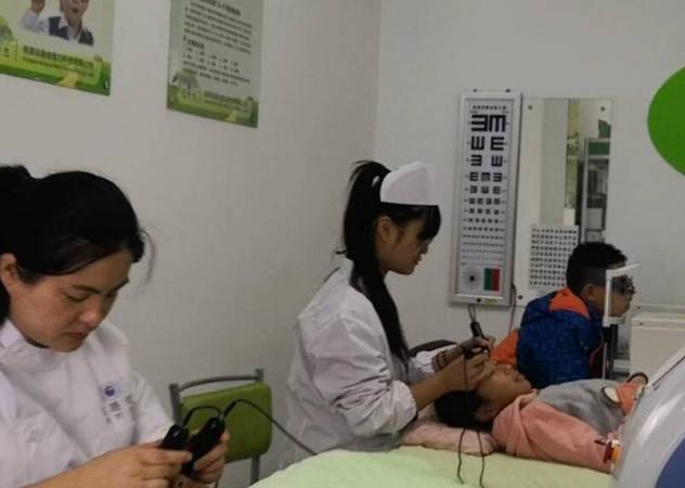 瞳神视康视力矫正中心