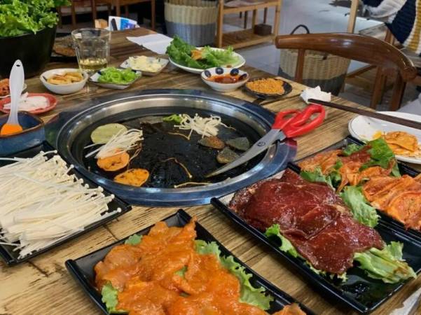 牛十三烤肉小酒馆