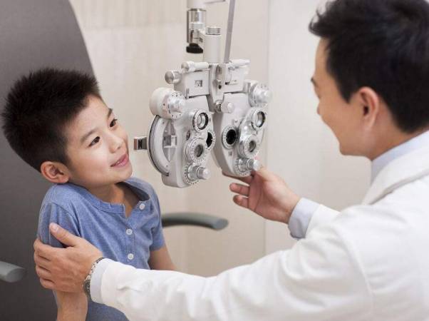 瞳神视康视力矫正中心