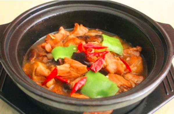 斗鳴雞公煲加盟