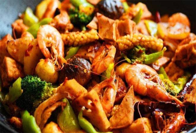 小龙菇麻辣香锅