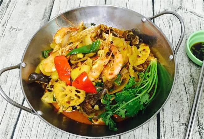 小龙菇麻辣香锅