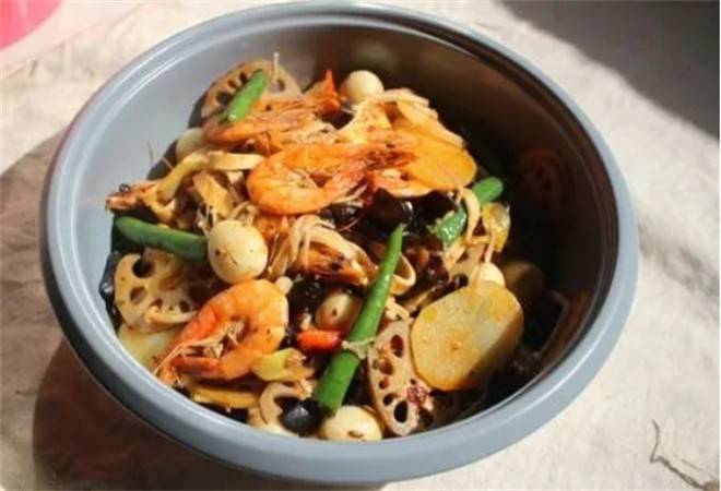 小龙菇麻辣香锅