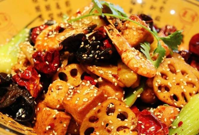 辣悠美麻辣香锅