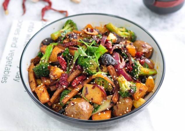 辣悠美麻辣香锅