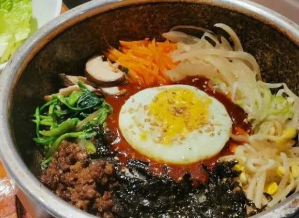 百味范紫砂锅拌饭