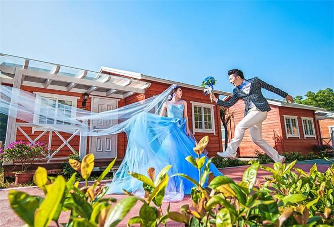 雅典娜婚纱摄影