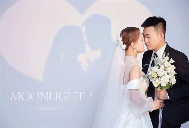 雅典娜婚纱摄影