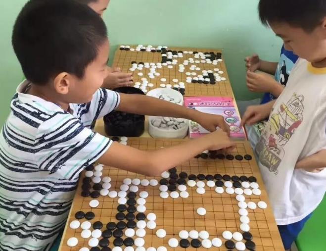 少年縱橫圍棋